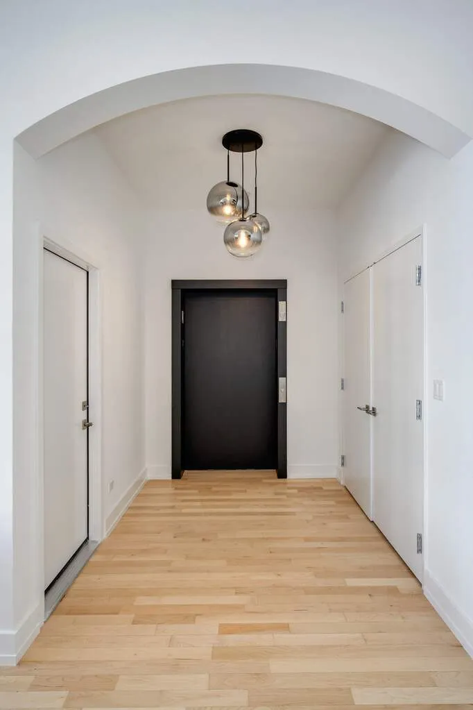 1219 W Madison Street, Chicago — photo 12 of 47