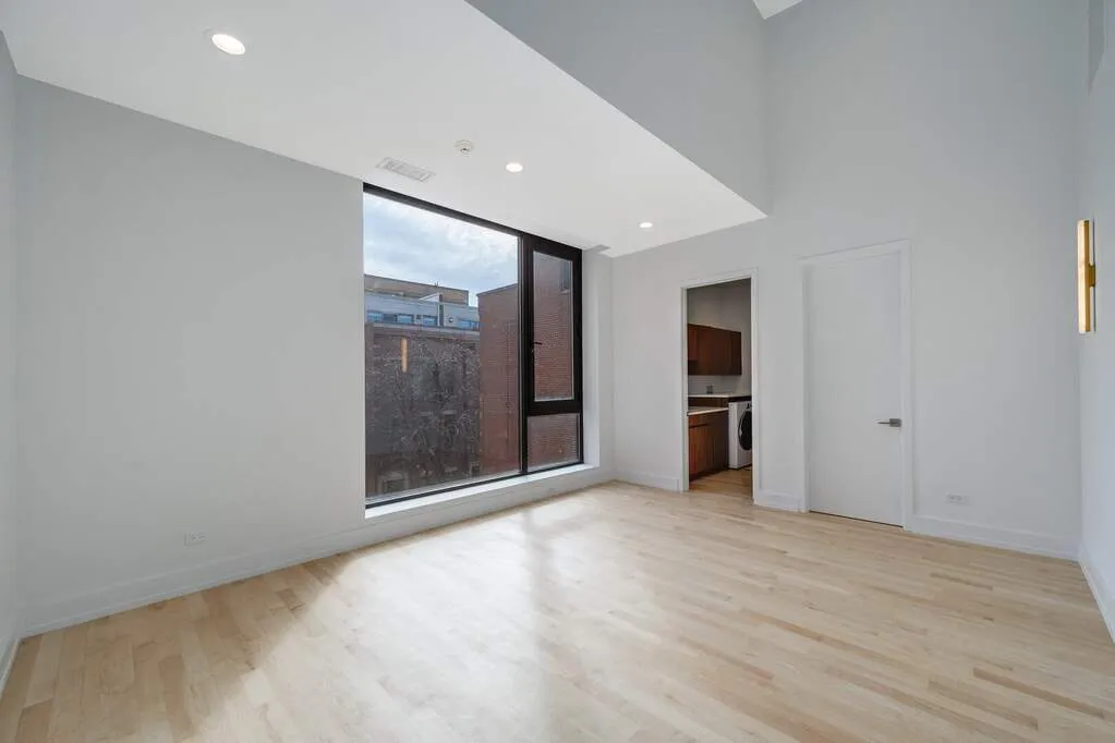1219 W Madison Street, Chicago — photo 40 of 47