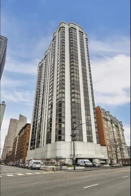990 N Lake Shore Drive #15D, Chicago — photo 1 of 20