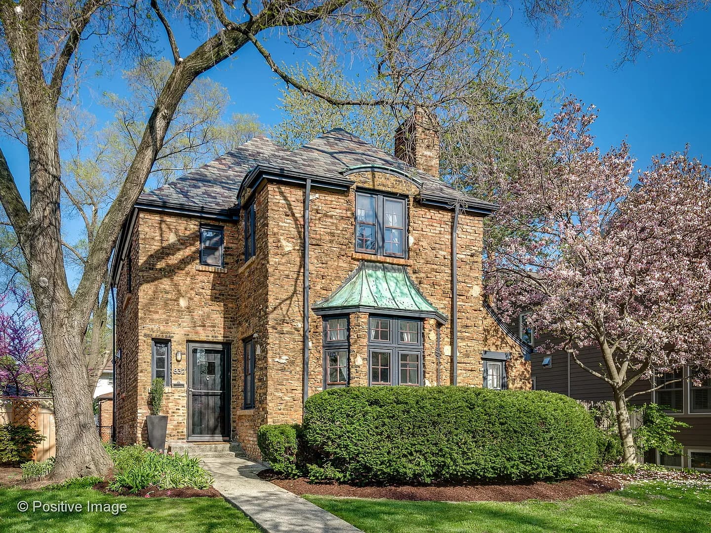 How Chicago Homeowners Should Evaluate an Initial Asking Price